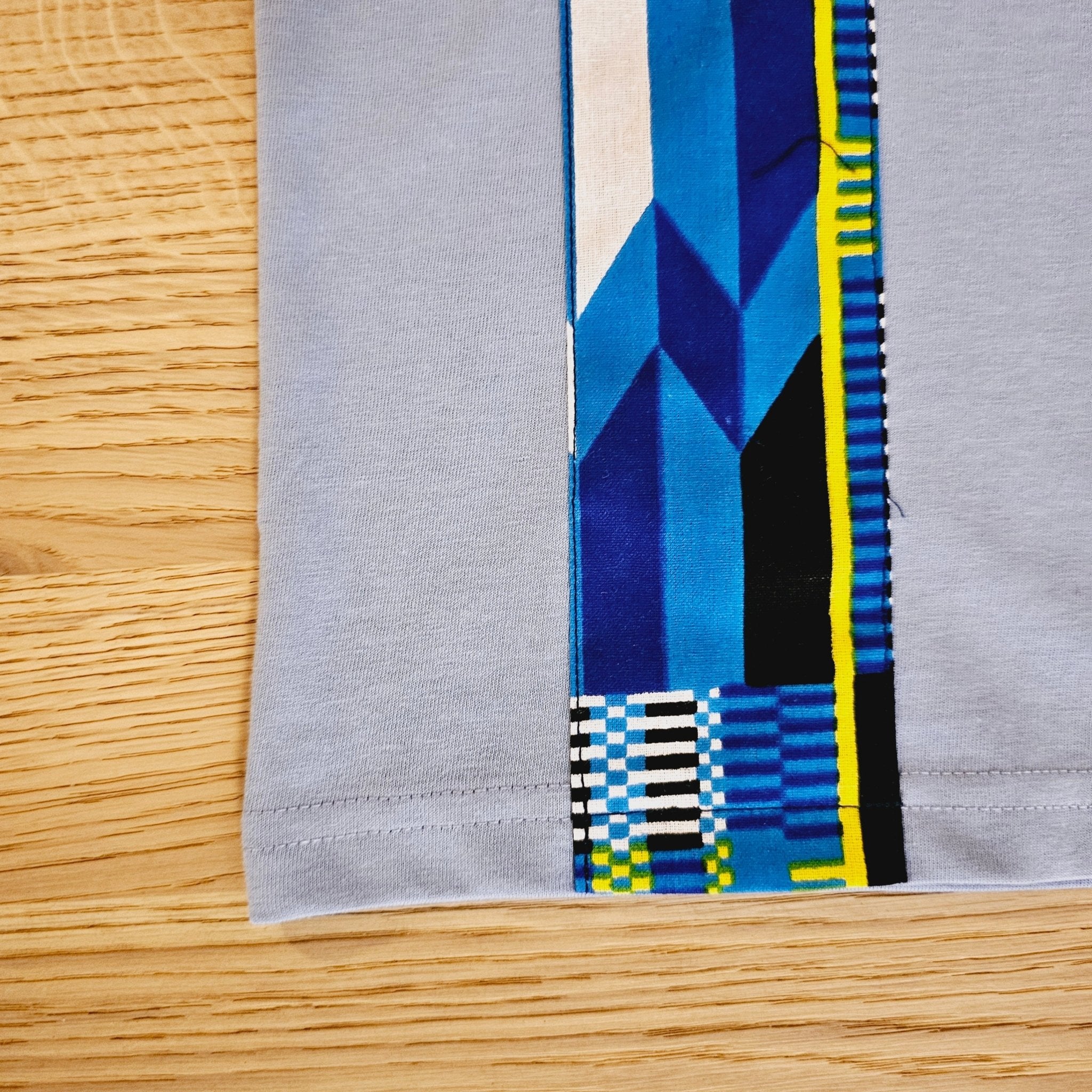 Kids T-shirt with African Ankara Print Detail | 100% cotton - Sleepandso